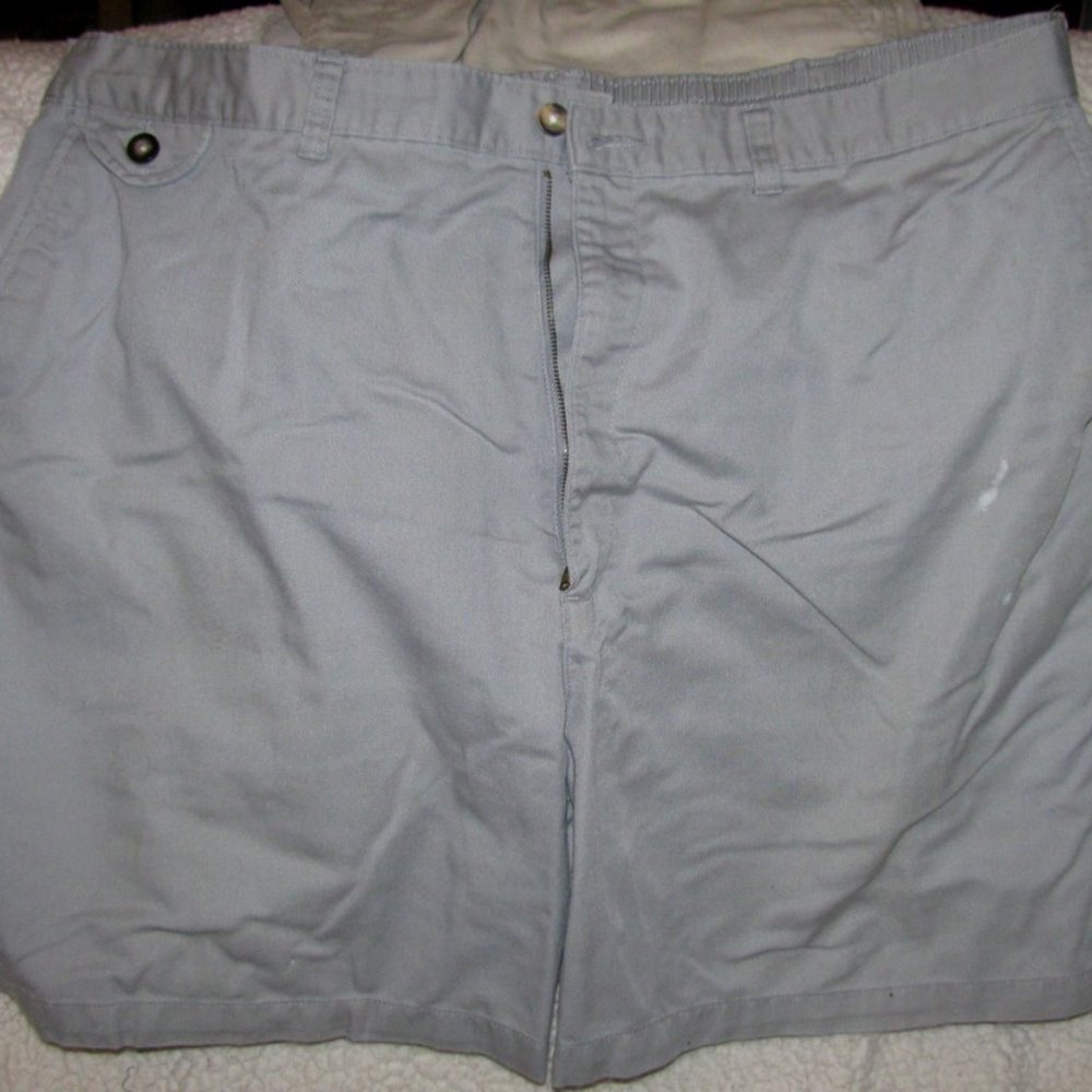 Men's Olive Cotton Pleated SHORTS Size 42W